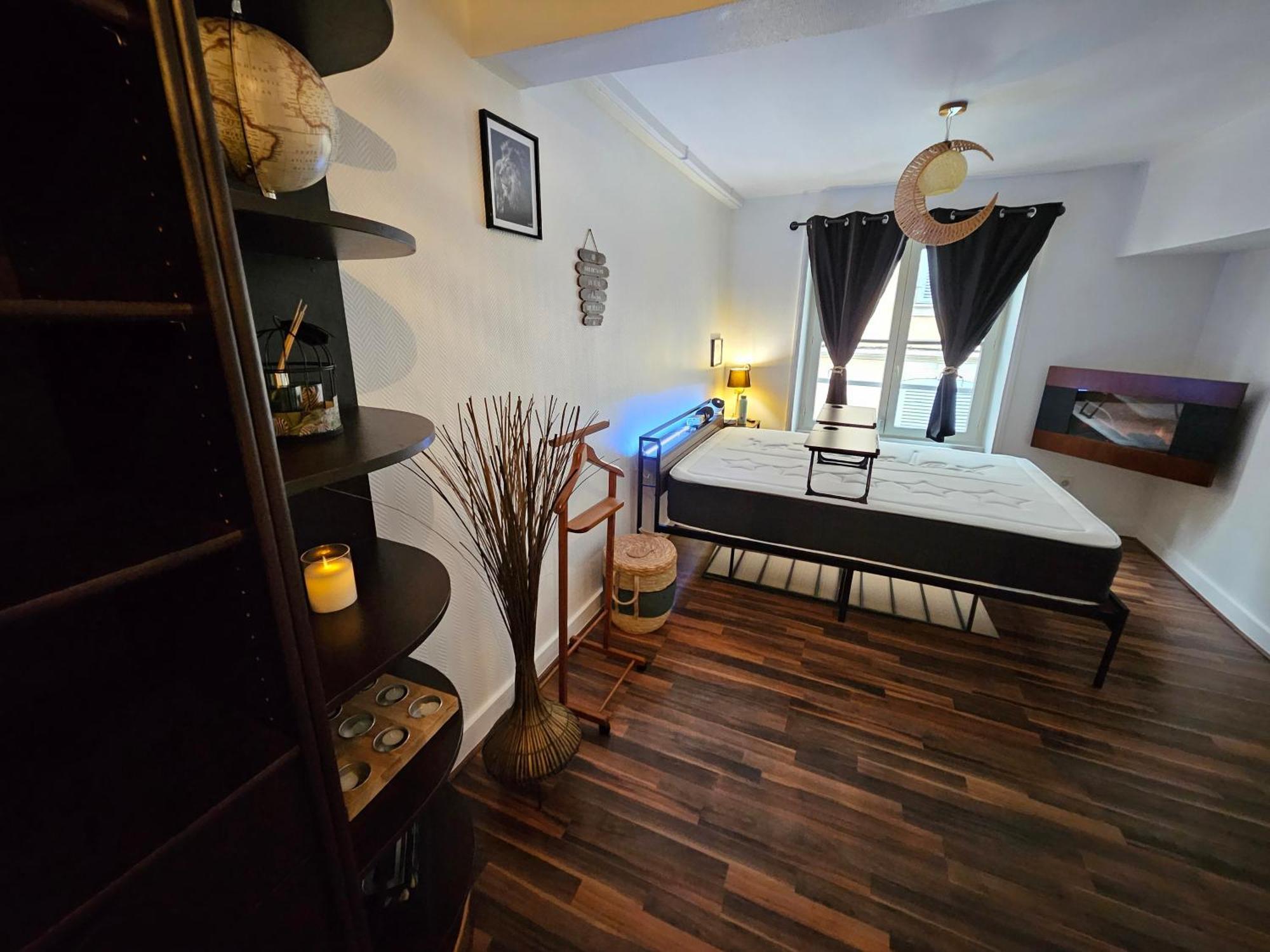 "Studio Cinema" Auxerre Kültér fotó